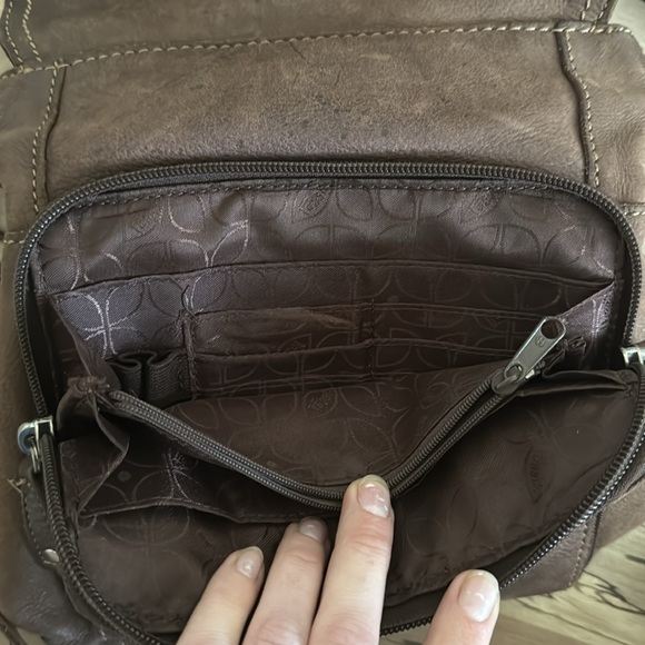 Fossil Leather Shoulder Bag - Picture 6 of 7